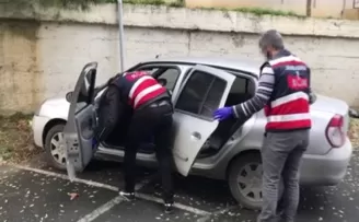 Jandarmadan uyuşturucu operasyonu: 13 kilogram bonzai ele geçirildi
