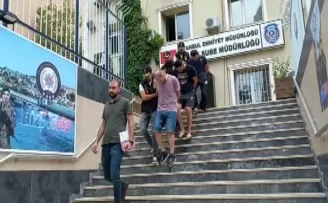 Kadıköy’de 1 milyon TL’lik altın çalan şüpheliler kıskıvrak yakalandı
