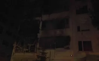 Kadıköy’de 10 katlı apartmanda yangın paniği
