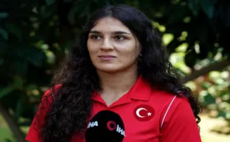 Kadın milli güreşçilerin hedefi dünya şampiyonluğu
