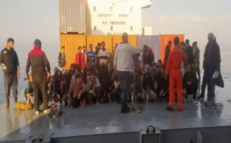 Kahraman Türk kaptan, 97 kaçak göçmeni ölümden kurtardı
