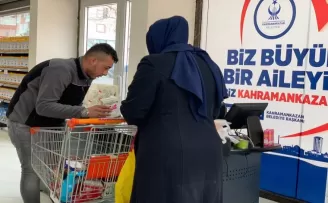 Kahramanakazan’da Ramazan’da ihtiyaç sahiplerine gıda yardımı
