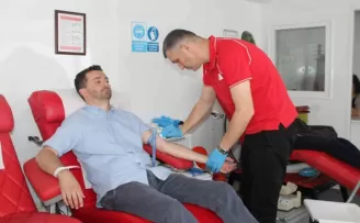 Kan bağışına giderken yolculuk BiTaksi’den
