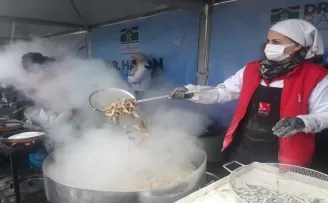 Kar altında hamsi festivali
