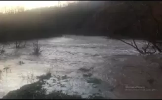 Kar yağışı sonrası barajları besleyen derelerde sular taştı
