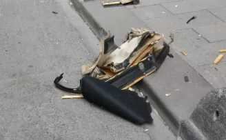 Karaköy’de şüpheli çanta paniği
