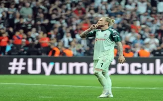 Karius gidiyor, Dorukhan kalıyor!

