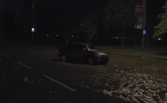 Kartal’da mazgallar tıkandı, sahil yolu göle döndü
