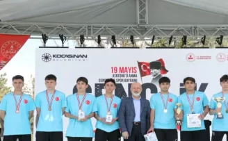 Kayseri Kocasinan’da ’Gençlik Şöleni’ne muhteşem final