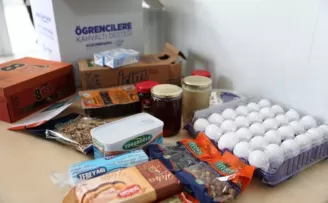 Kayseri Kocasinan’dan öğrencilere ücretsiz kahvaltı kolisi