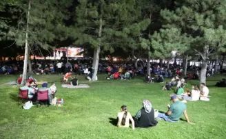 Kayseri Melikgazi’de açık havada sinema keyfi