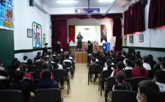 Keçiören Belediyesi öğrencilere geri dönüşümü anlattı
