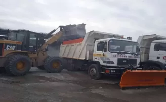 Keçiören Belediyesi yoğun kar yağışına karşı teyakkuzda
