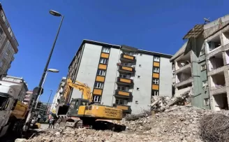 Kentsel dönüşüm, müteahhidin skandalını ortaya çıkardı
