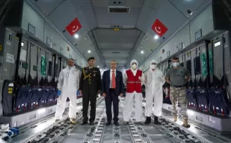 Kızılay’ın gönderdiği tıbbi malzemeler Hindistan Kızılhaçı’na teslim edildi
