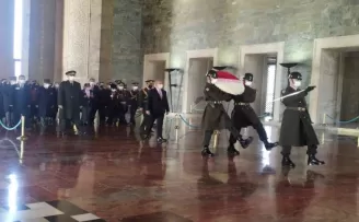 KKTC Ankara Büyükelçisi Köprülü’den Anıtkabir’e ziyaret
