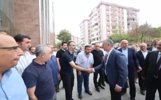 Kocaeli Büyükşehir Başkanı Büyükakın, Gebzeli servisçilerle buluştu