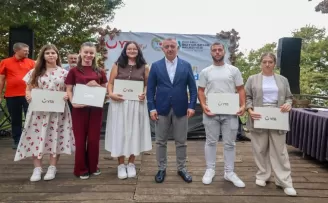 Kocaeli’de Başkan Büyükakın, soydaş gençlerle buluştu