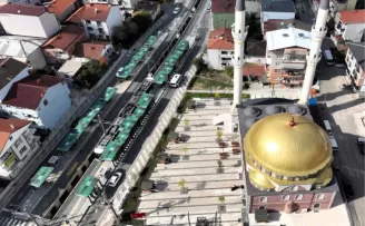 Kocaeli’de İzmit Başaran Camii Meydanı’nı yeniledi
