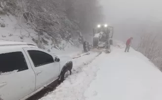 Kocaeli’de kar altında kamp keyfi tatsız bitecekti!