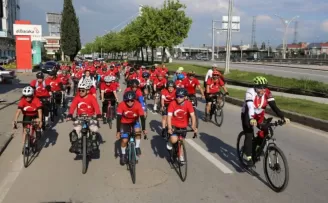 Kocaeli’de pedallar 19 Mayıs ruhu ile çevrildi
