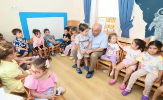 Kocaeli Gebze’de Başkan Büyükgöz’den miniklere sürpriz ziyaret