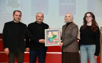 Kocaeli Gebze Okur Buluşmaları’nda Özgü Güler söyleşisi