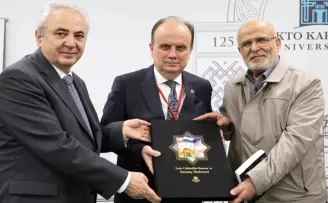 Konya’da gençler ve uzmanları bir araya geldi