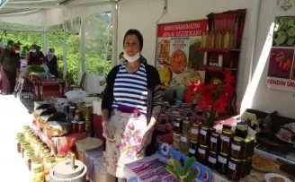 Köylü kadınlar, korona virüsten önceki hareketliliği bekliyor
