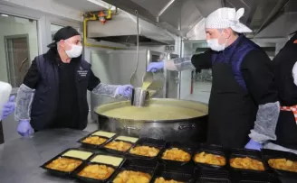 Küçükçekmece Belediyesi Ramazan’da da vatandaşların yanında
