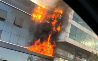 Küçükçekmece’de iş yerinde korkutan yangın

