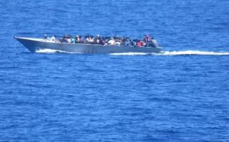 Libya açıklarında 4’ü çocuk 54 düzensiz göçmen kurtarıldı
