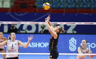 Lider VakıfBank’tan 22. galibiyet
