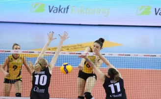 Lider VakıfBank’tan 24. galibiyet
