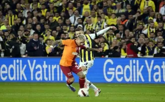 Lucas Torreira ve Sacha Boey cezalı duruma düştü
