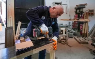 Maltepe’nin kent mobilyaları, geri dönüşümle üretiliyor