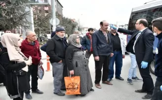 Mamak Belediyesi vatandaşların ateşini ölçüyor
