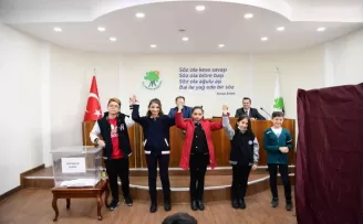 Mamak’taki Çocuk ve Gençlik Meclisi’nde seçim heyecanı yaşandı
