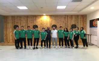 Mamaklı genç dartçılar son 16’da

