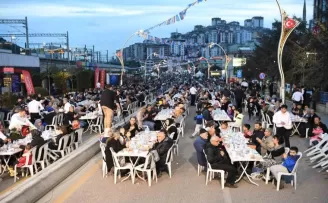 Mamaklılar dev iftar sofrasında buluştu
