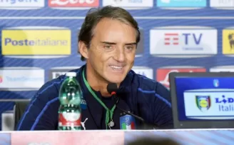 Mancini: “İbrahimovic, Messi ve Ronaldo ile aynı seviyede“
