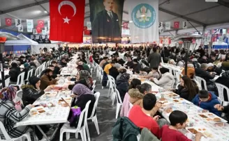 Manisa’da Ramazan’ın ilk iftarı paylaşıldı