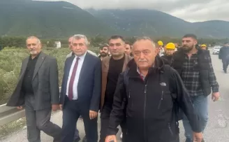 Manisa Soma’da madencilerin yürüyüşünde Jandarma engeli