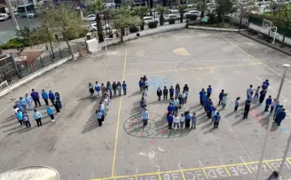Manisalı öğrencilerden otizm farkındalığı