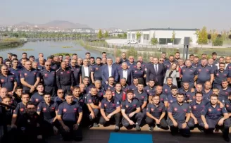 Memduh Büyükkılıç’tan Kayseri İtfaiyesi’ne kutlama
