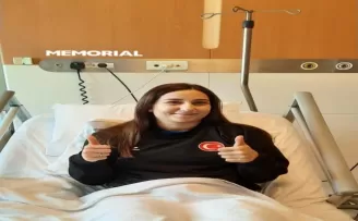 Milli hentbolcu Beyza Karaçam, ön çapraz bağ ameliyatı oldu
