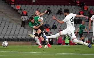Misli.com 2. Lig: Kocaelispor: 4 - Sakaryaspor: 0
