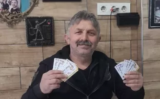 Mudanya’da Şükrü Çavuş Muhtarı iyiliğe köprü oluyor