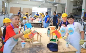 Muğla Büyükşehir’den çocuklara karne sürprizi