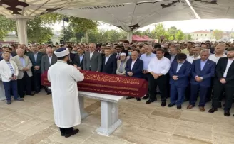 Mustafa Karahasanoğlu son yolculuğuna uğurlandı
